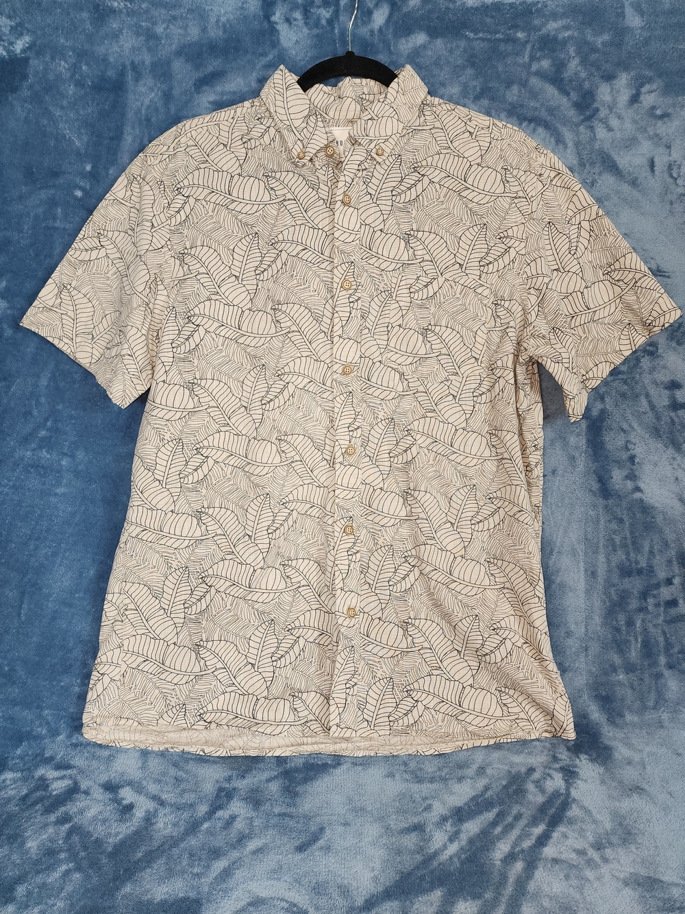 Men's Short-Sleeve Button-Down Shirt in Cream with Black Leaf Print